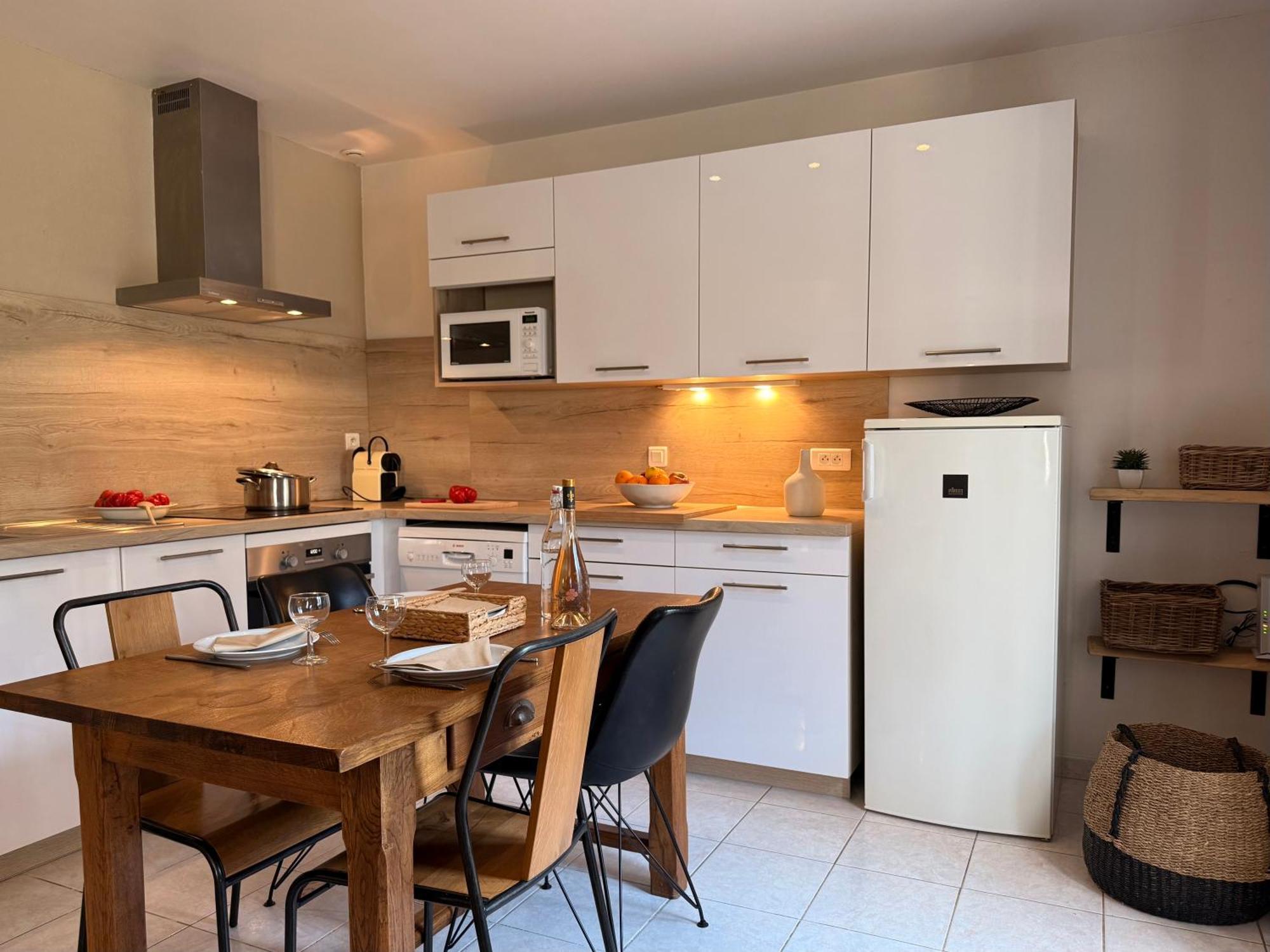 Le Domaine De Laforest Fontvieille Exterior photo